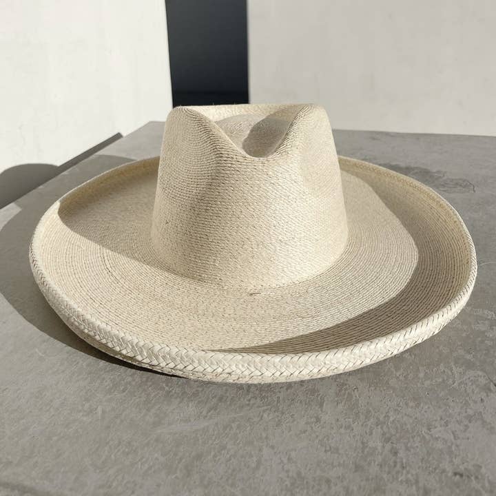 HAUS of TRADE - Wholesale Straw hat – women's - The Sunbleached Fine Palm Pencil Roll Hat