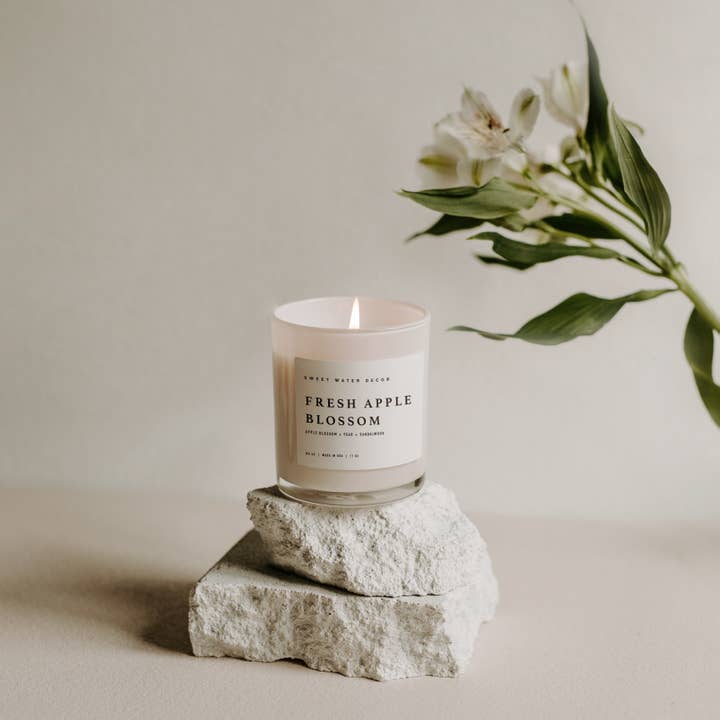Sweet Water Decor - Wholesale Jar/Filled Candle - Fresh Apple Blossom 11 oz Soy Candle - Home Decor & Gifts