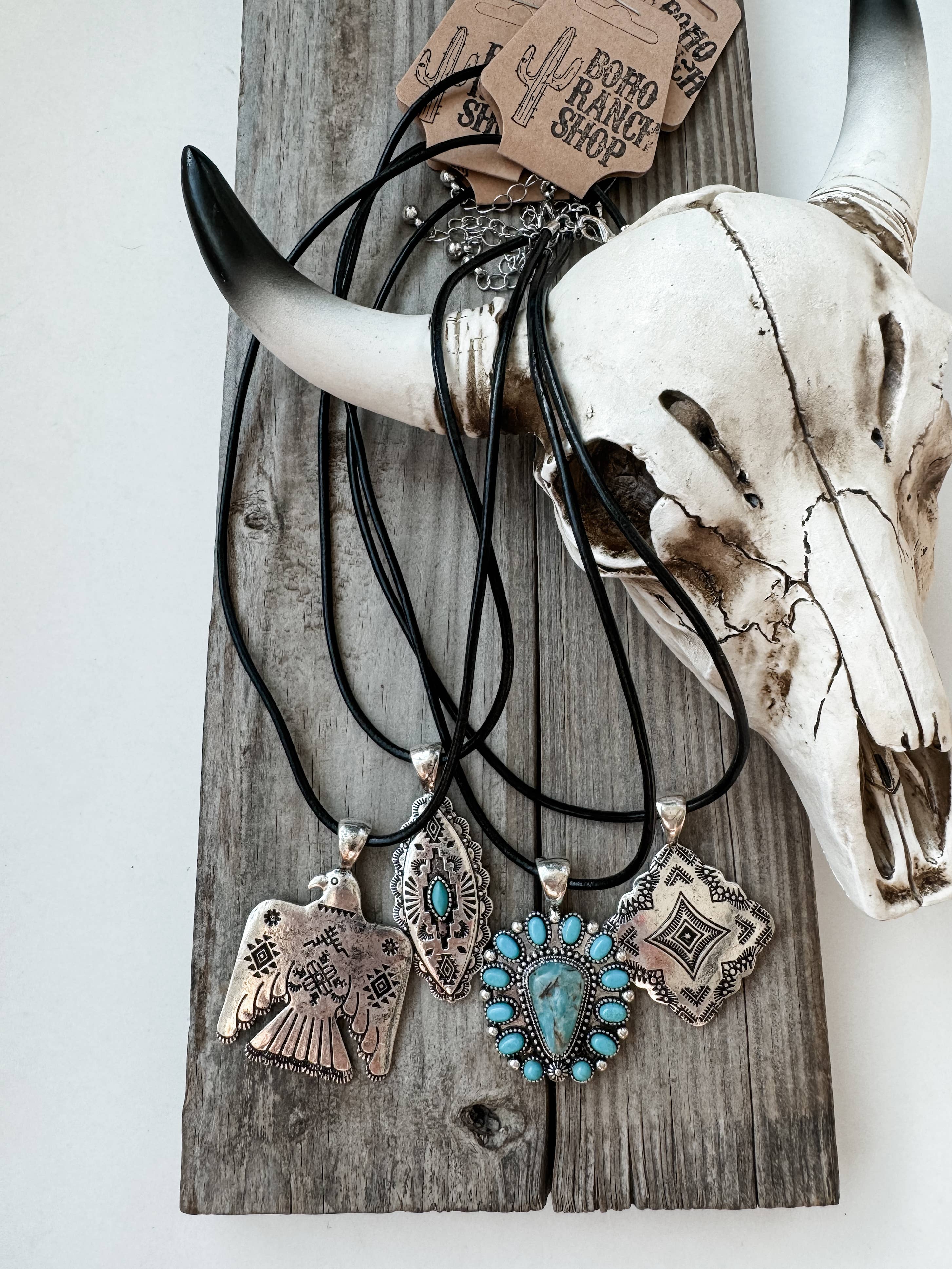 Boho Ranch Shop – wholesale Pendant/charm necklace – Western Pendant Necklace - Thunderbird conch aztec 5