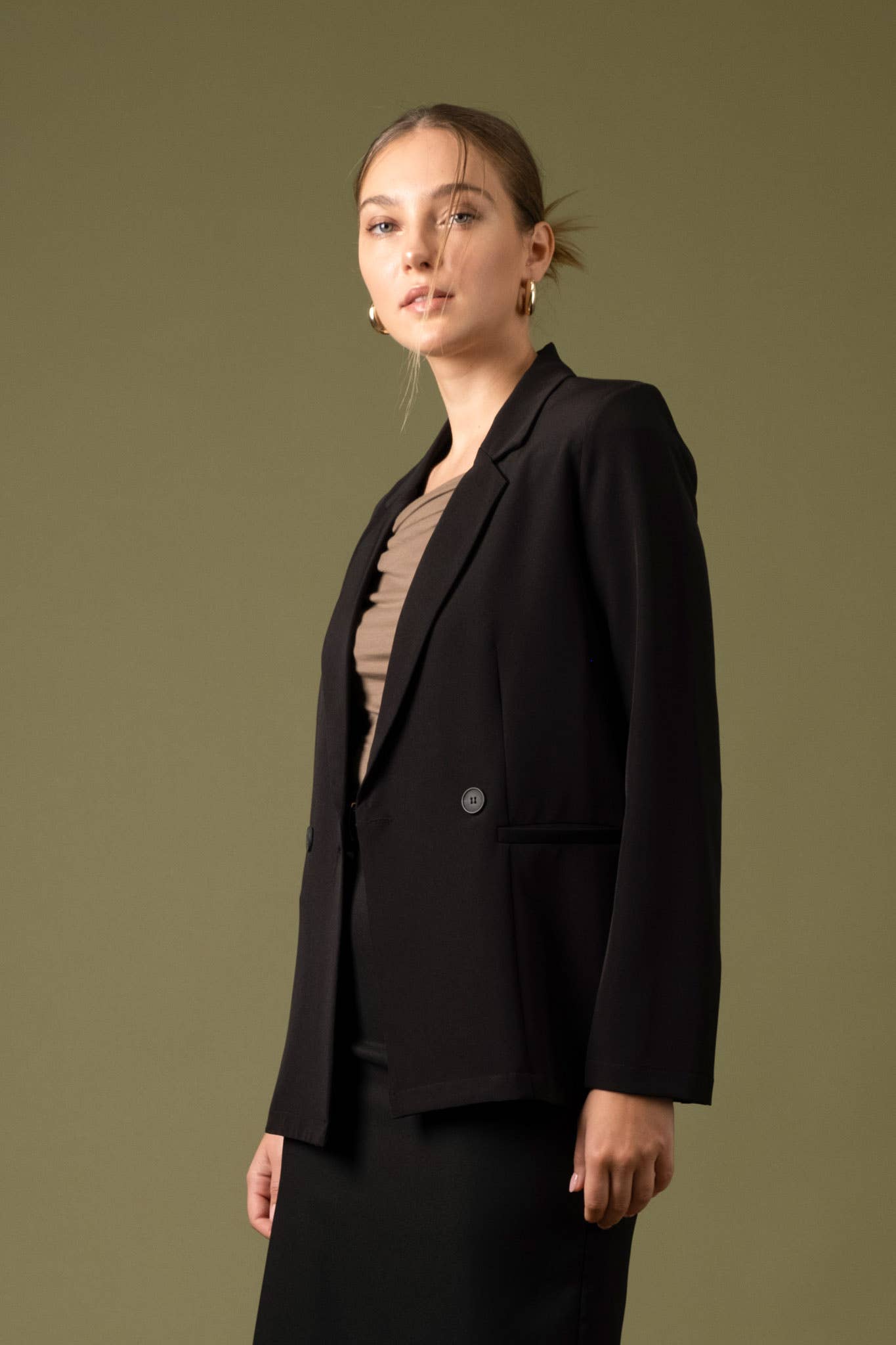 The Workshop Studio - Wholesale Jas - Dames - STEVIGE JAS MET DUBBELE RIJ KNOPEN2