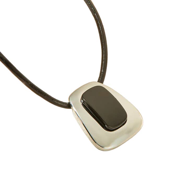 MOOD - Wholesale Pendant/Charm Necklace - Rhett Onyx Pendant Necklace