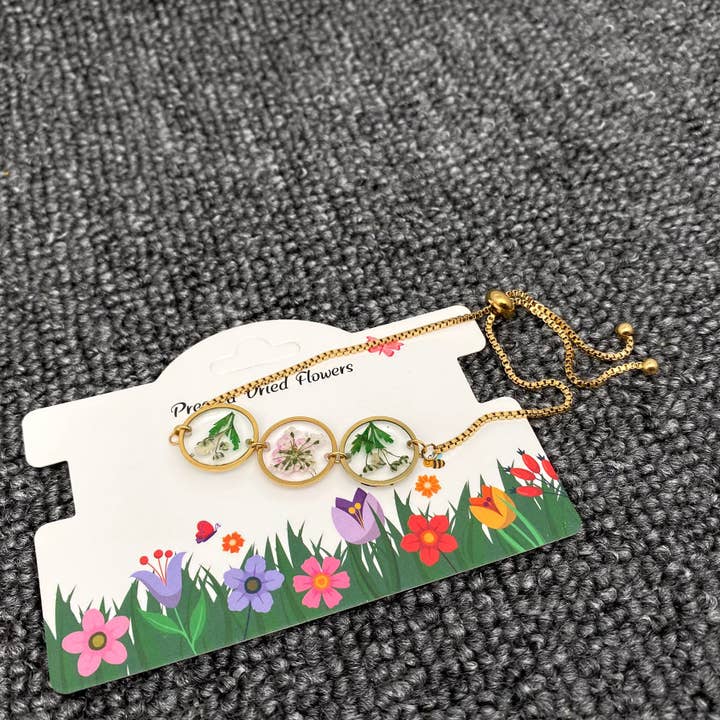 Mio Queena - Wholesale Charm/Dangle Bracelet - Floral Round Charm 18K Gold Plated Stretchable Bracelet -PDF2