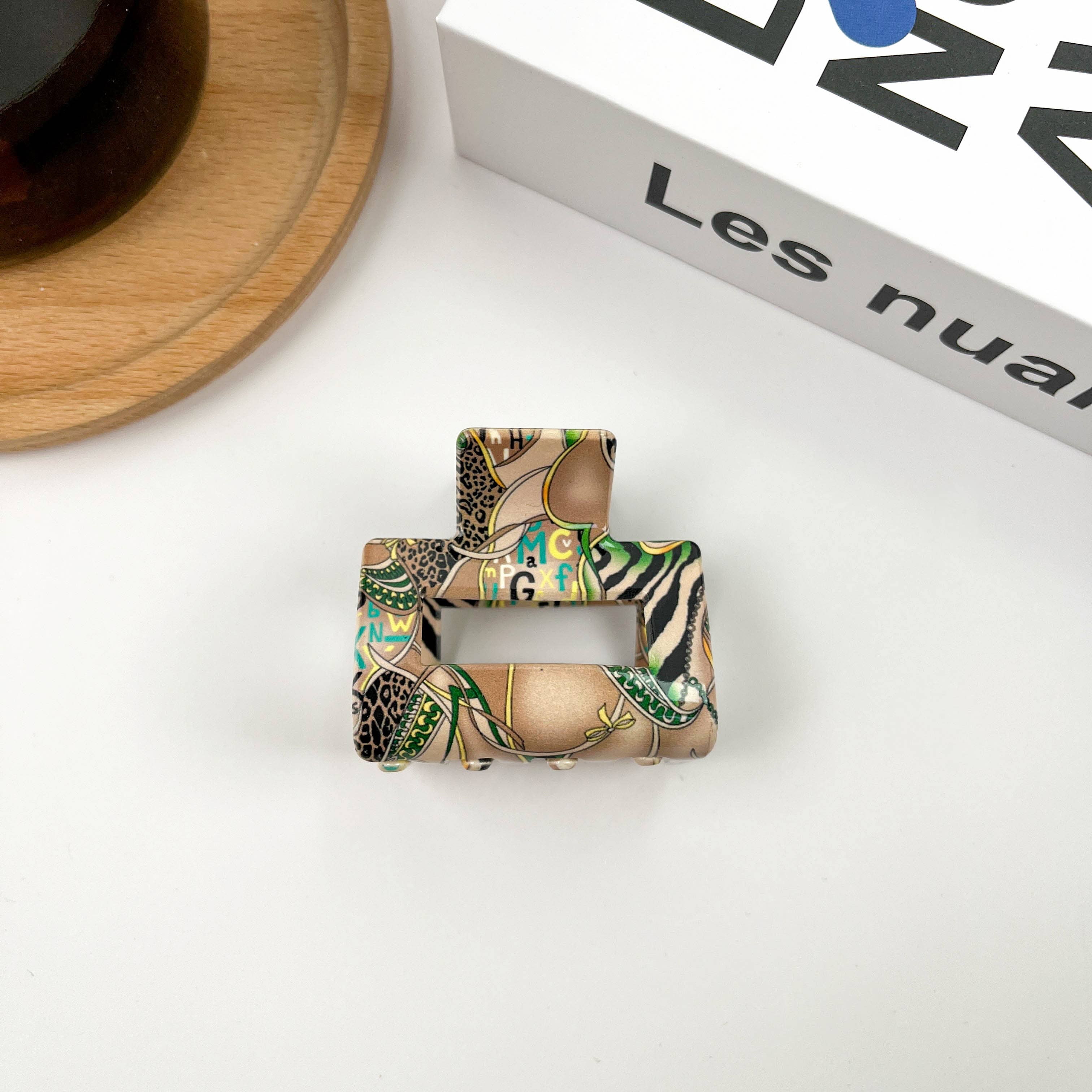 TheDivaSoap – Großhandel Haarclip – Damen – Quadratischer Haarklammer aus Azetat mit buntem Aufdruck, umweltfreundlich2