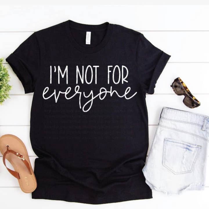 Camiseta sarcástica divertida con texto en inglés «No soy para todos» para venta al por mayor de The Tiny Closet