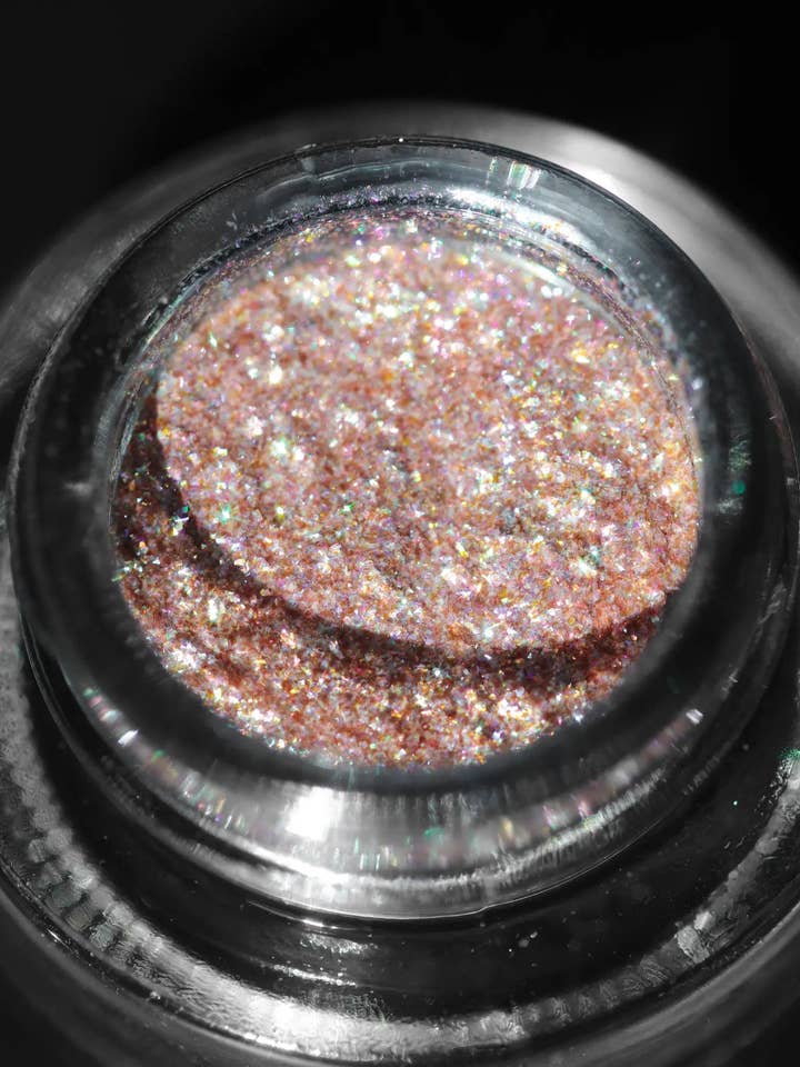 #15 Beige Eyeshadow Glitter for wholesale by KARYSHA Cosmetics