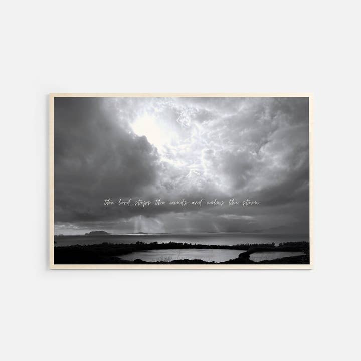 DE HEER KALMEERT DE STORMEN voor wholesale door THE ANOINTING