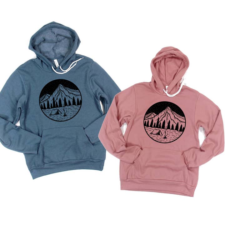 Sweat à Capuche de Camping pour Adultes sous les Étoiles en Montagne pour la vente par Spruce Seed