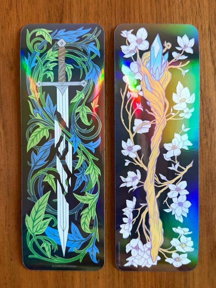 Fantasy Mystisk Sværd Tryllestav Botanisk Holografisk Bogmærke for engroshandel hos Jennifer Yung Art
