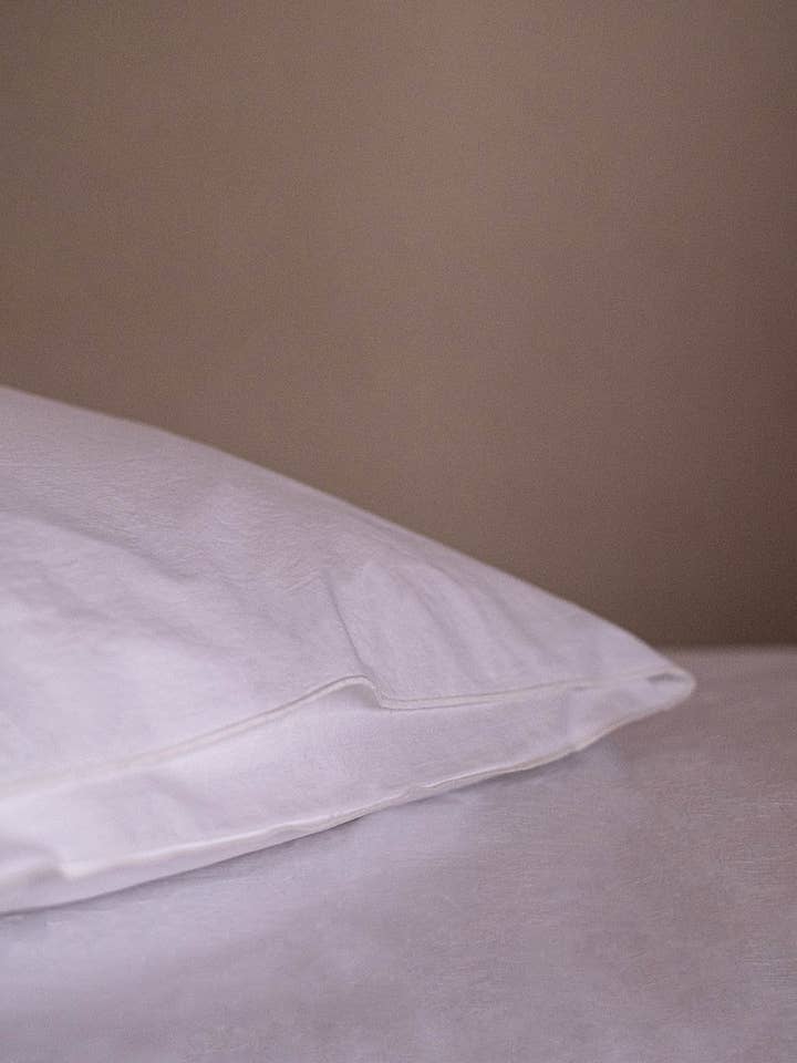 Passendes weißes Bettlaken, Einzelbett-Set: 90 x 200 für den Großhandel von Tessitura Govi