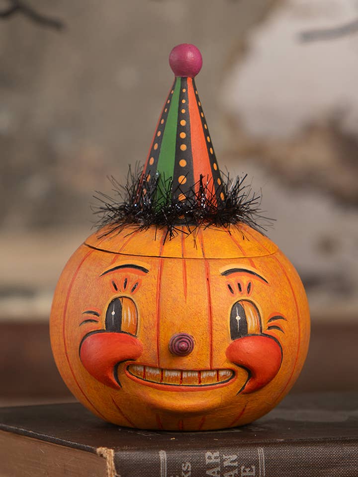 Jackie Yell-o-ween for wholesale by Bethany Lowe Designs