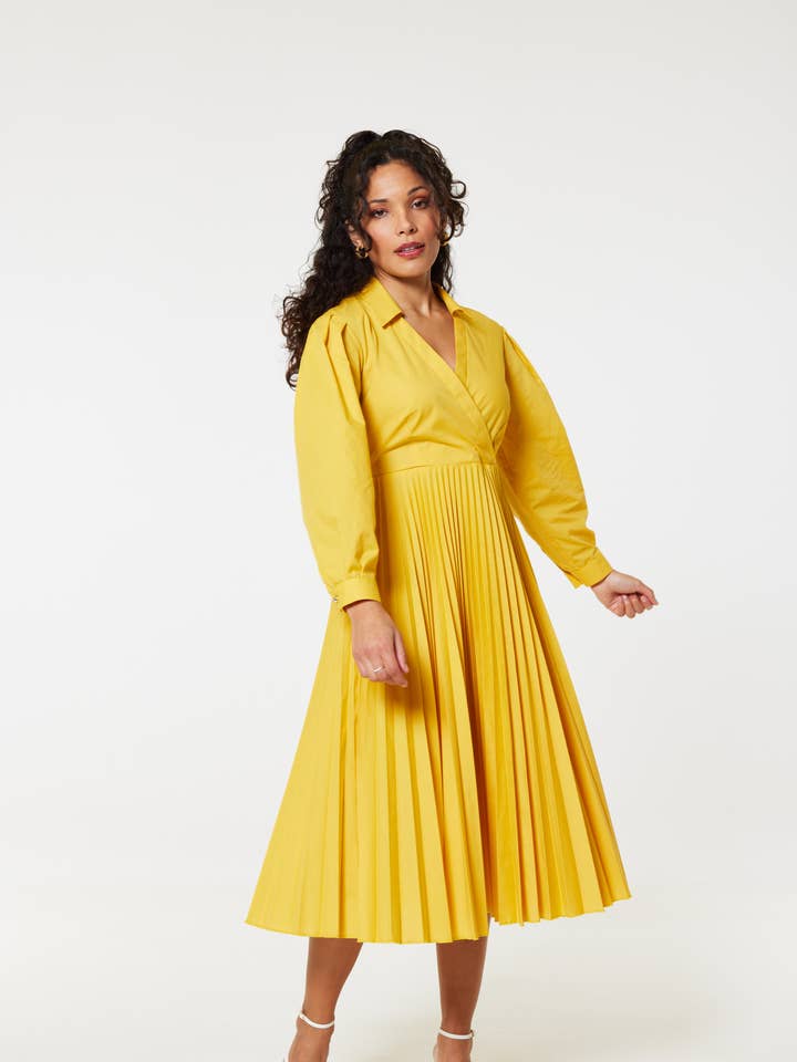 Closet London Pleated Wrap Dress D9622 for wholesale by Closet London