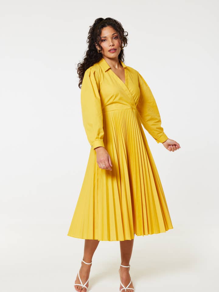 Closet London Pleated Wrap Dress D9622 for wholesale by Closet London