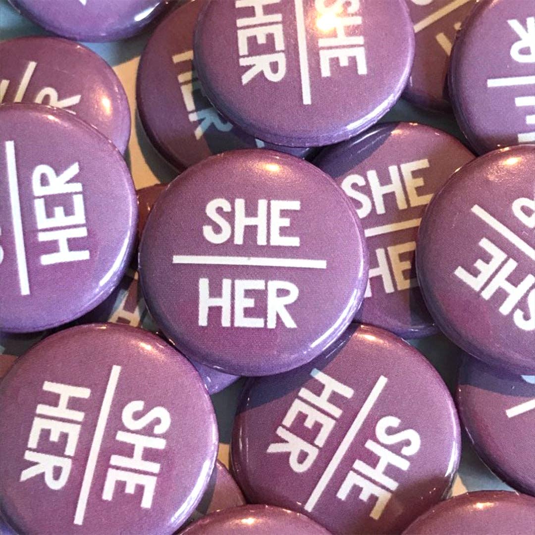 Rainbow & Co – wholesale Lapel pin/button – She Her Pronoun Badge0