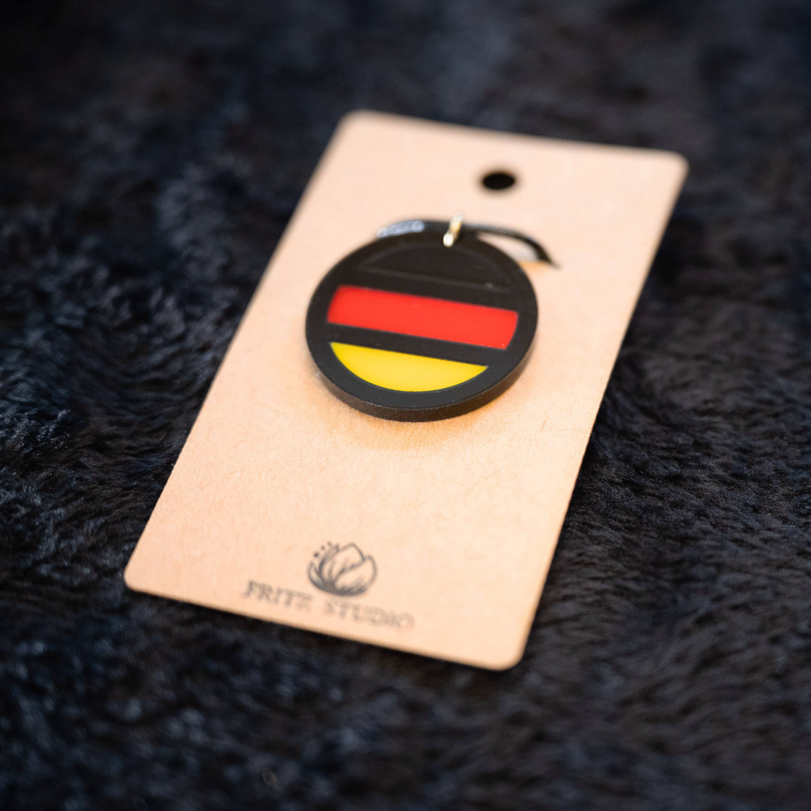 Fritz Studio - Wholesale Pendant/Charm Necklace - Deutschland Delight Necklace