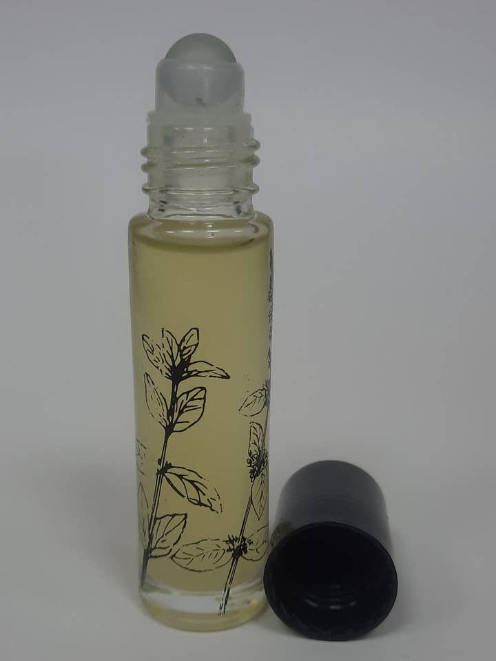 ROLLO DE ACEITE LABIAL "LIP LOVE" para venta al por mayor de Natural Health And Skin