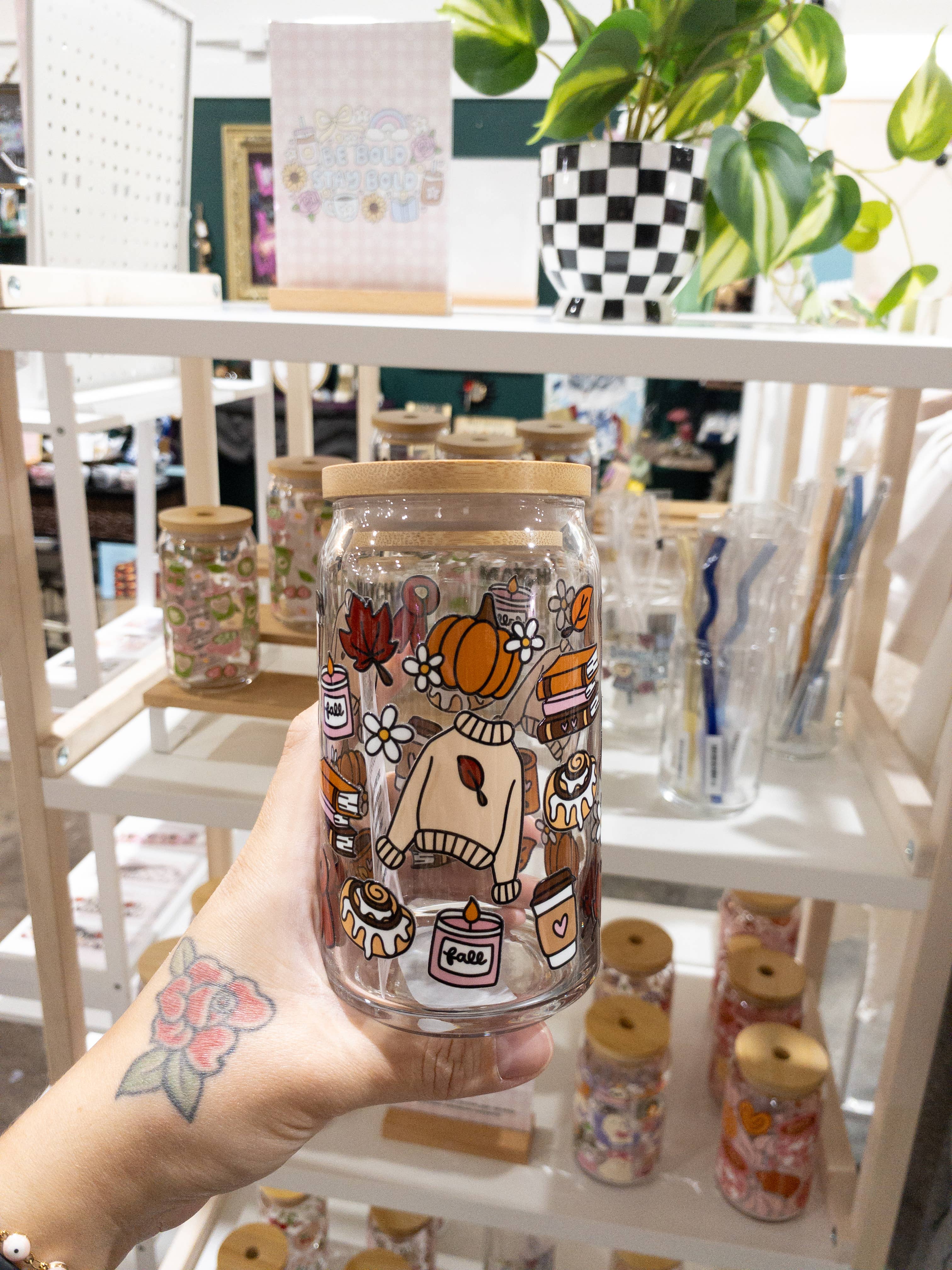 Be Bold Stay Bold – wholesale Dricksglas och koppar – Höstestetisk iskaffeglas - 16oz5