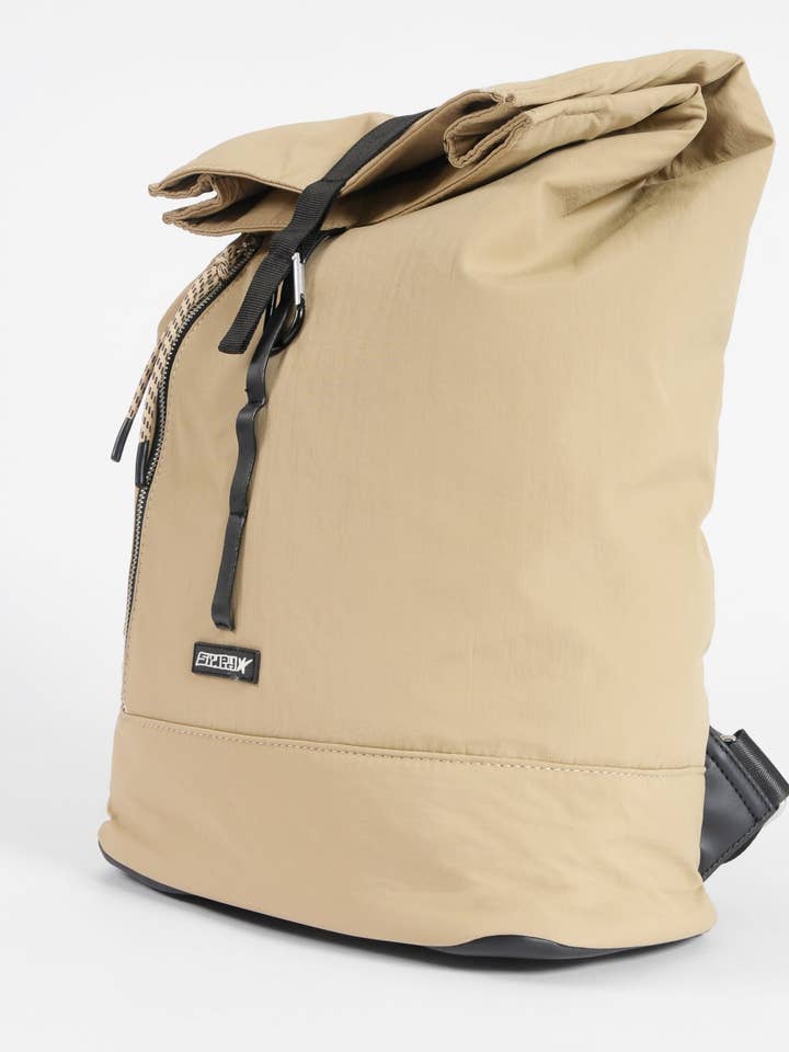 Sac à dos en tissu avec fermeture éclair pour la vente par Lolita