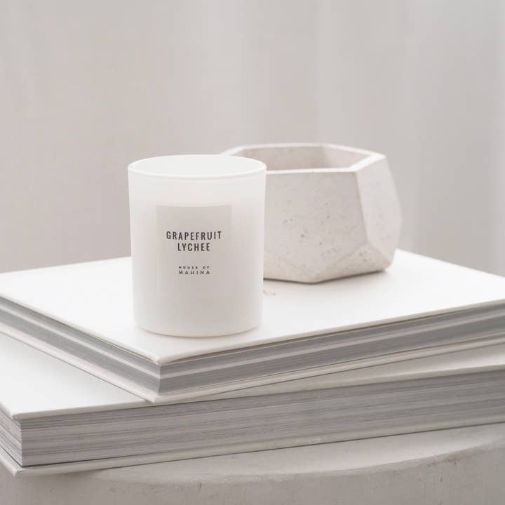 Grapefruit Lychee Petite Candle 4 oz for wholesale by House of Mahina (formerly Makana)