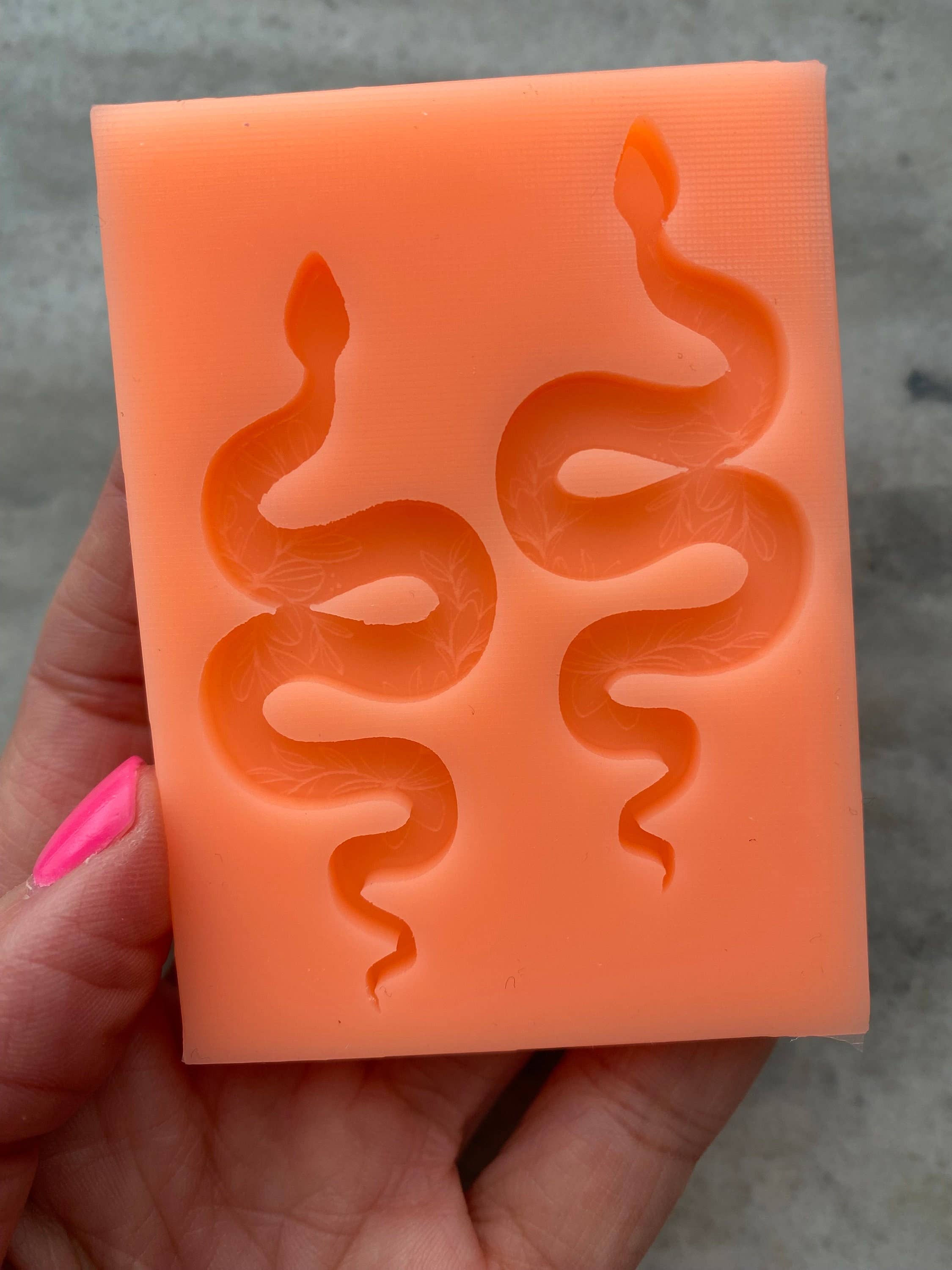 EllaRaeMouldsVinyls – wholesale Hantverkstillbehör – Blommig ormörhänge silikonform1