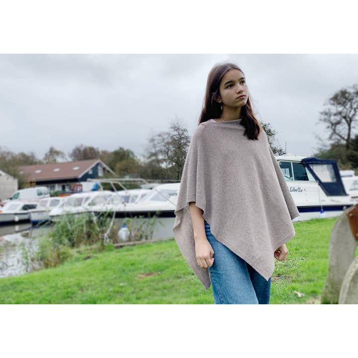 Creatico - Wholesale Poncho – Women's - House of Conti Firenze Cashmere Blend Italian Poncho Regular57