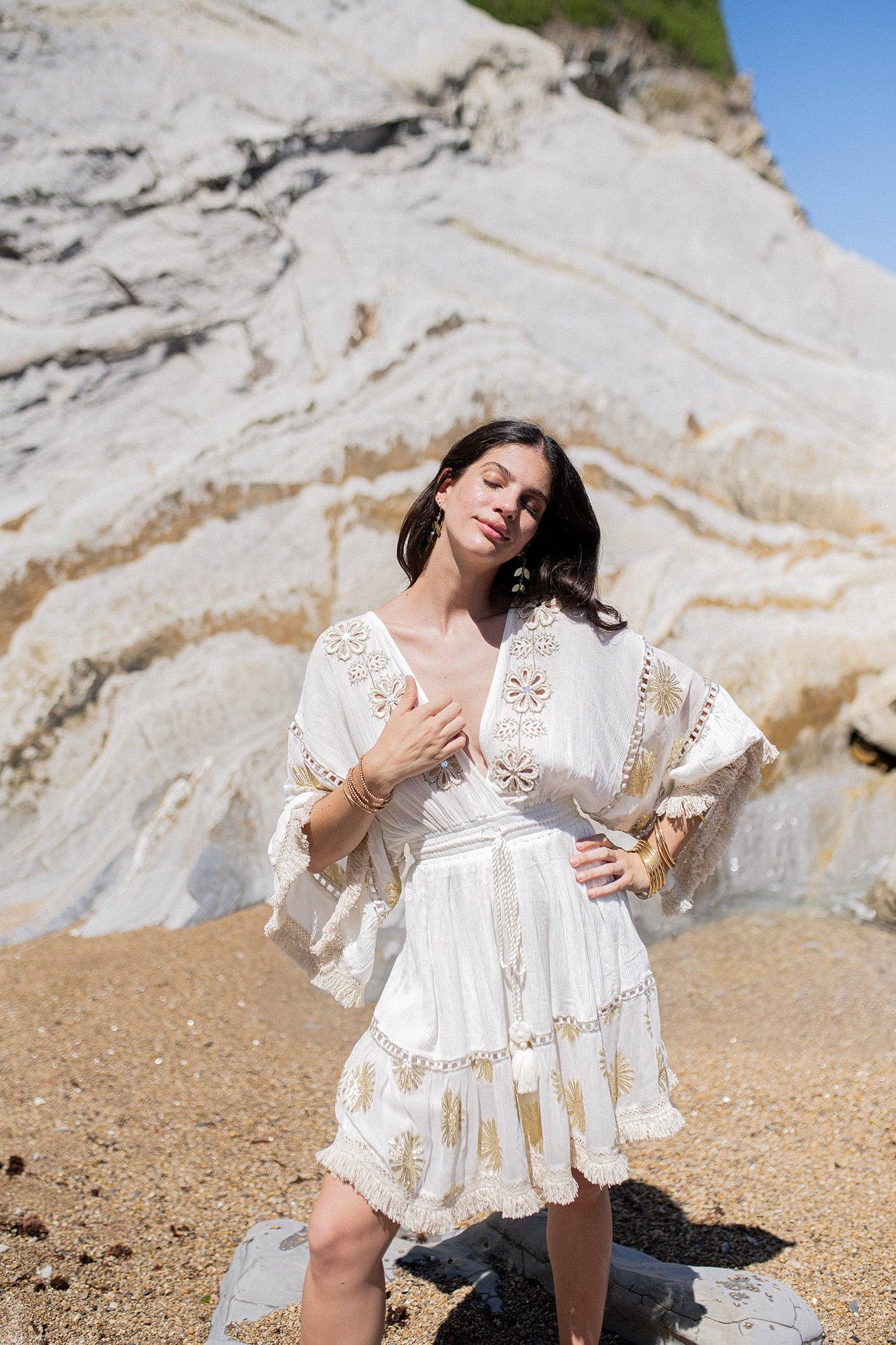 Piti Cuiti – Großhandel Kleid – Damen – WEISSES KURZES KLEID MANILA1