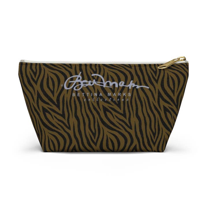 Pochette Accessoire Olive Zebra avec Fond en T pour la vente par BettinaMarksCollections
