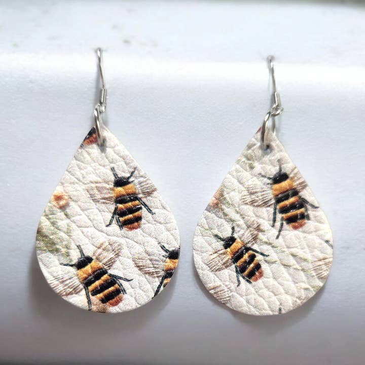 Bee Teardrop øreringe for engroshandel hos Bushleys Beauties, LLC