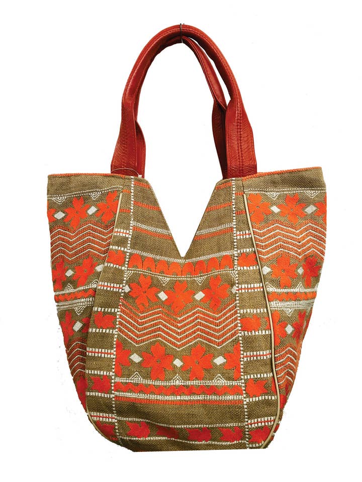 SAC HOBO EN TOILE DE JUTE BRODÉE pour la vente par Ricki designs