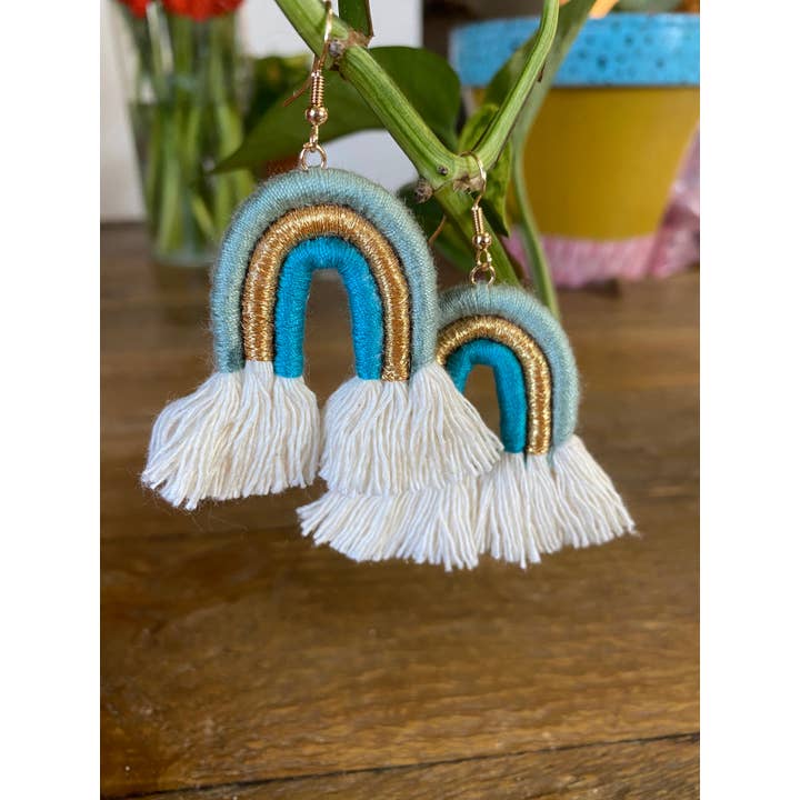 Very That - Wholesale - Cielo Rainbow Earrings (Light Blue, Gold, & Teal)3