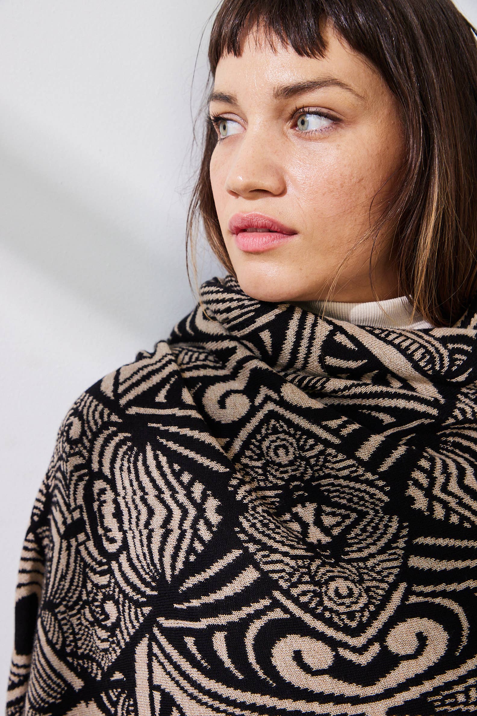 Liamolly – Großhandel Schultertuch – Damen – Tragetuch Wien4