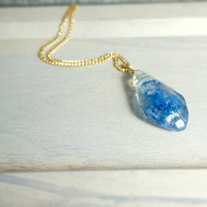 BlueButterflyBazaar – Großhandel Kette mit Anhänger/Charm – Kanan Jarrus' Kyber Kristall Halskette Star Wars Geschenk