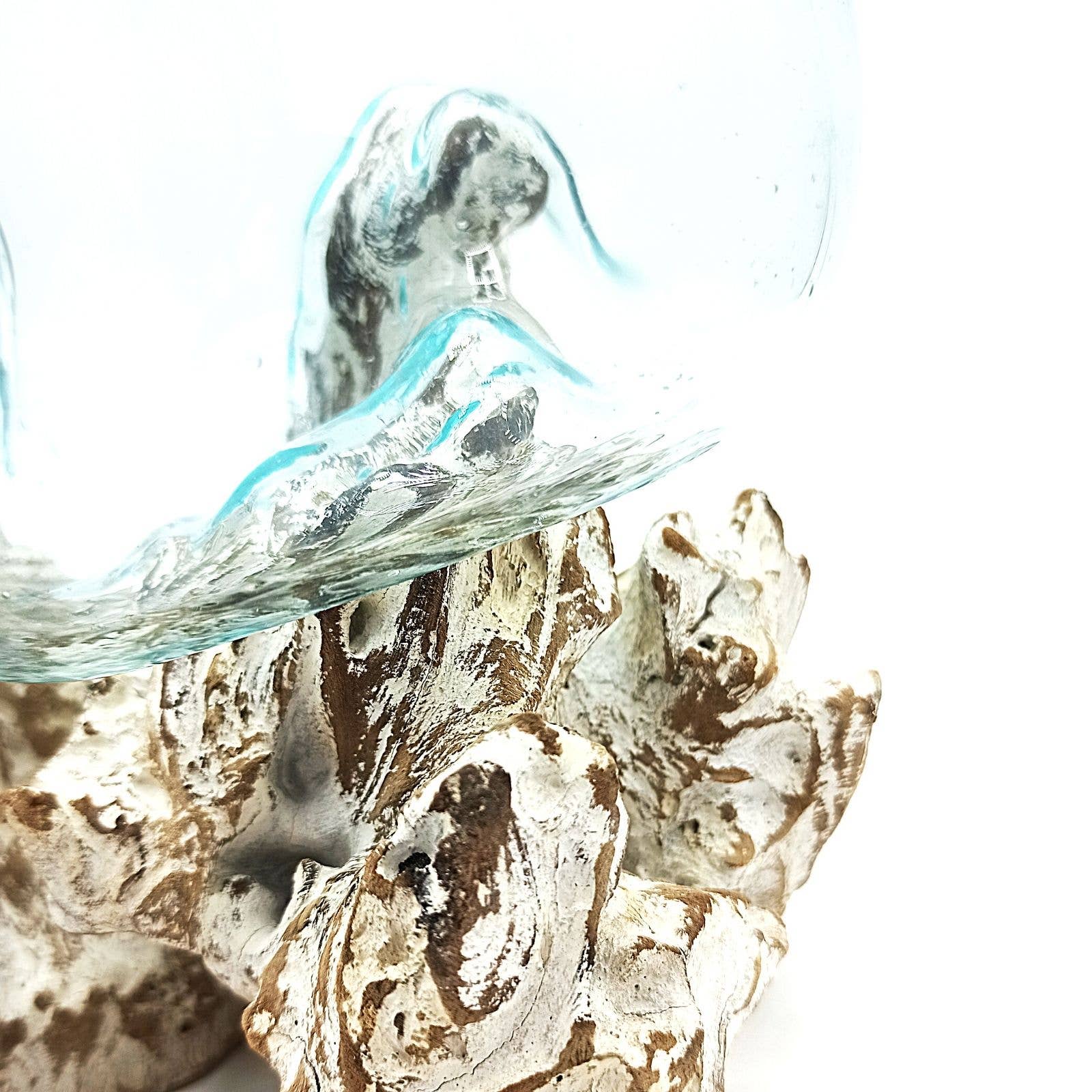 AWGifts Europe - Wholesale Decorative Plate/Dish/Bowl - Large Molten Glass Bowl on Whitewash Wood1