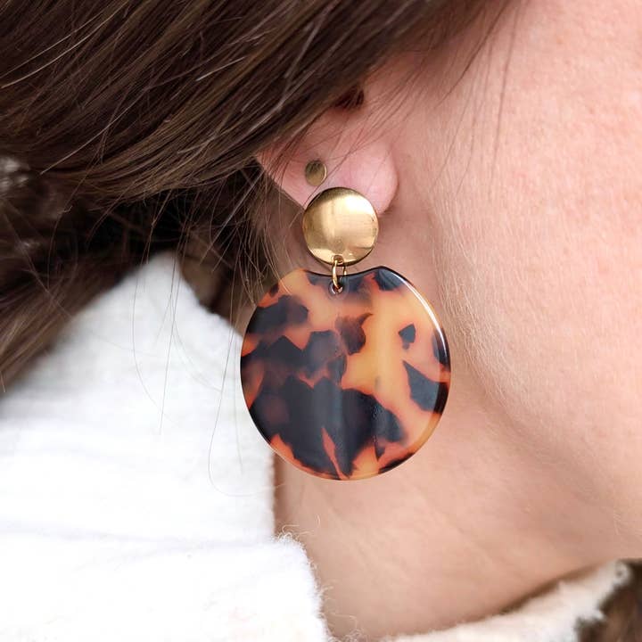 Boucles d'oreilles JODIE et autres tendances Résultats pour bijoux résine en vente B2B. Retours gratuits et paiement à 60 jours sur Faire sur Faire.