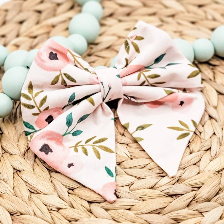 Fiocco per capelli Camelia per la vendita all'ingrosso da parte di Three Paws