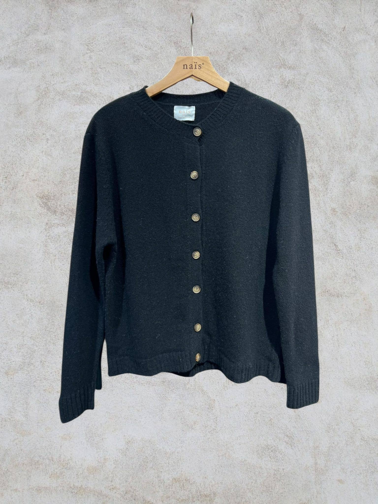 NAÏS PARIS - Wholesale Cardigan - Women's - Crew neck cardigan 100% extra fine merino wool4