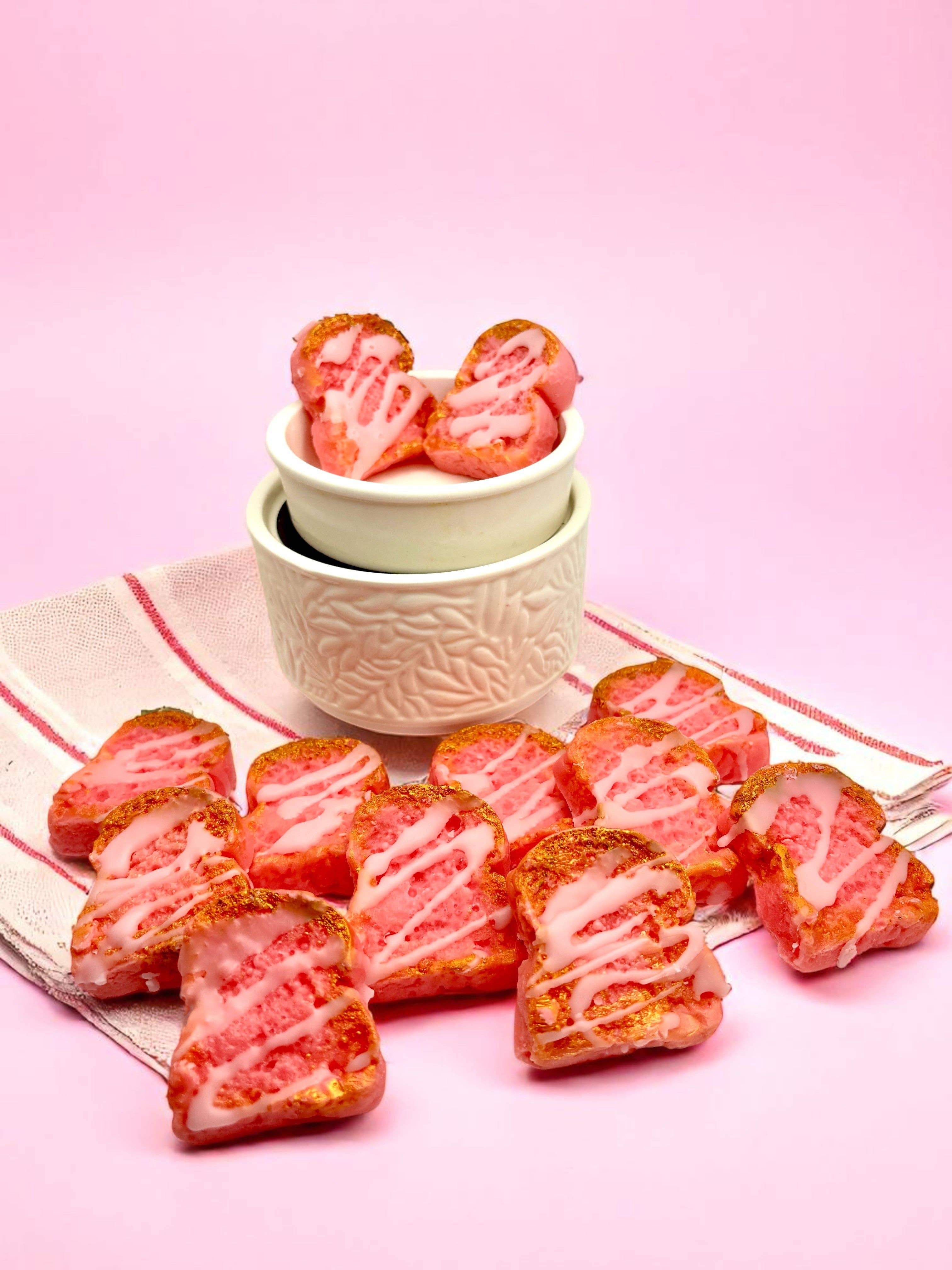 Wax and Wix Bakery® - Wholesale Wax Melt - Strawberry Pound Cake Large Wax Melts. 4.50 oz. Soy Wax Melt1