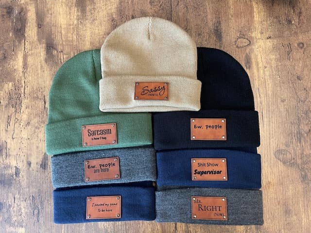 Flow Art Studios – Großhandel Beanie – Damen – Sarkasmus und lustige Beanie-Mützen für den Winter (5 Beanies)