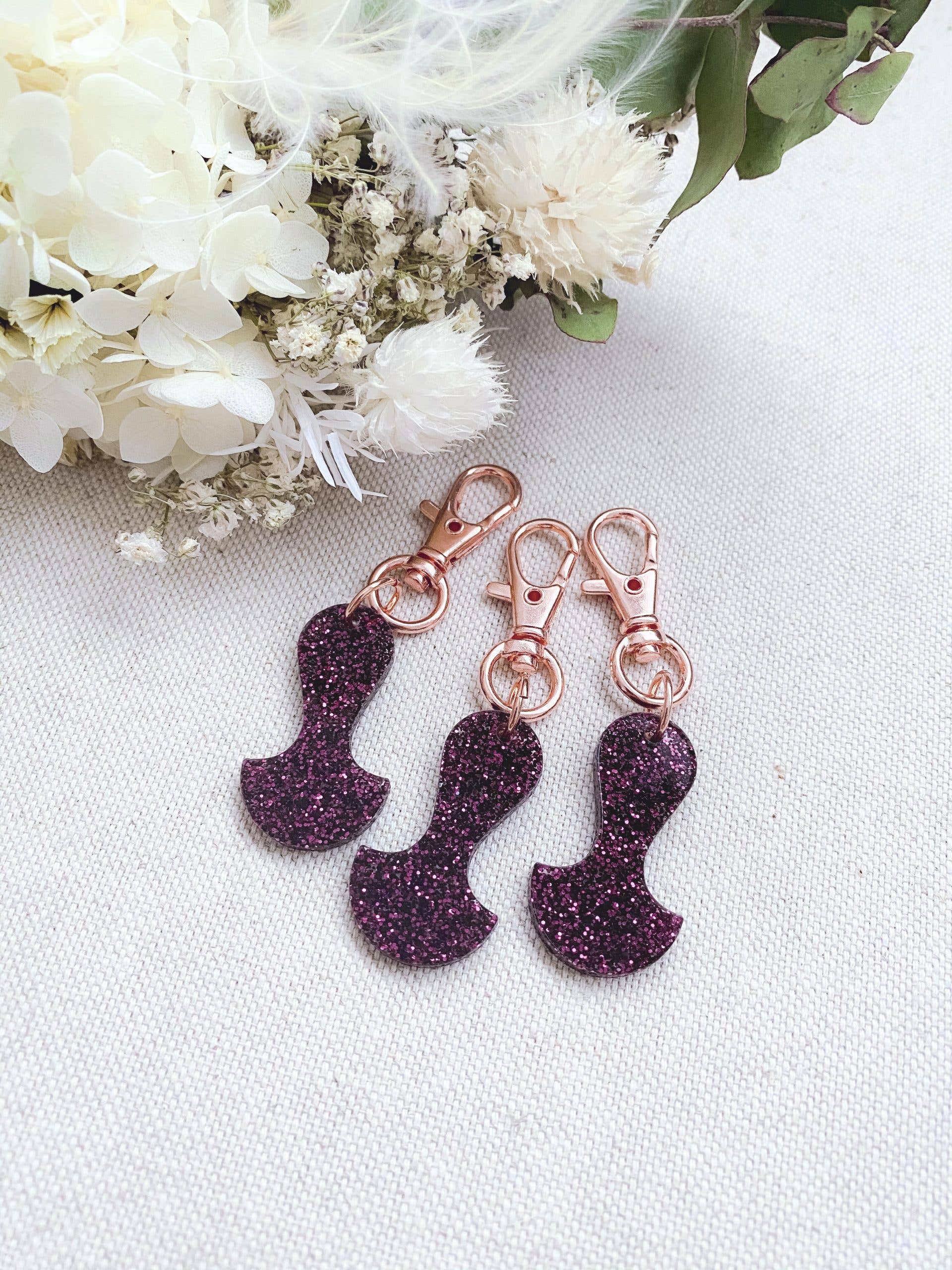 Chuckle & Wood - Wholesale Keychain – Women's - Trolley Tokens - Glitter41