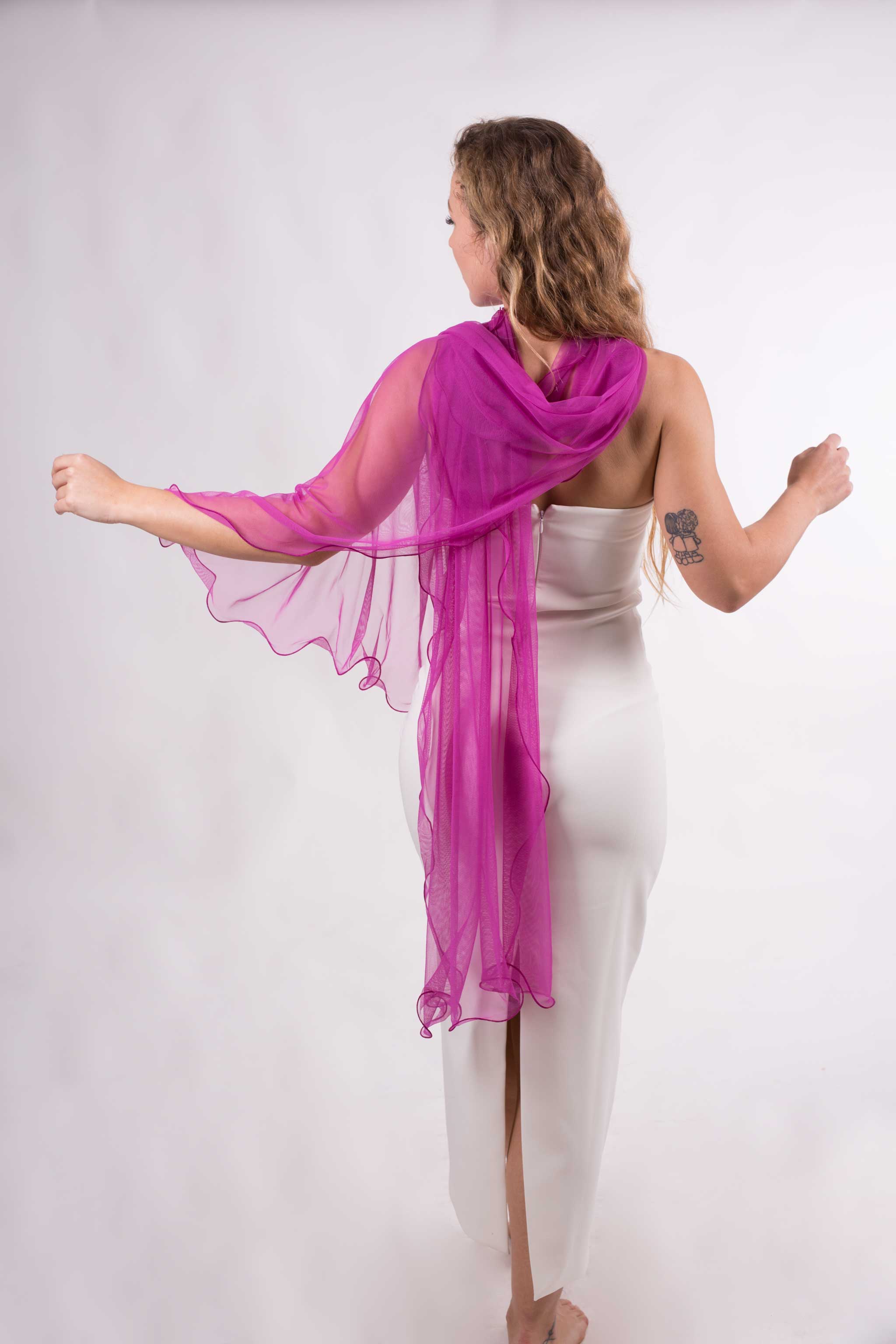 MR Complements - Vente Écharpe – femme - Châle en tulle grande taille aux bords ondulés64