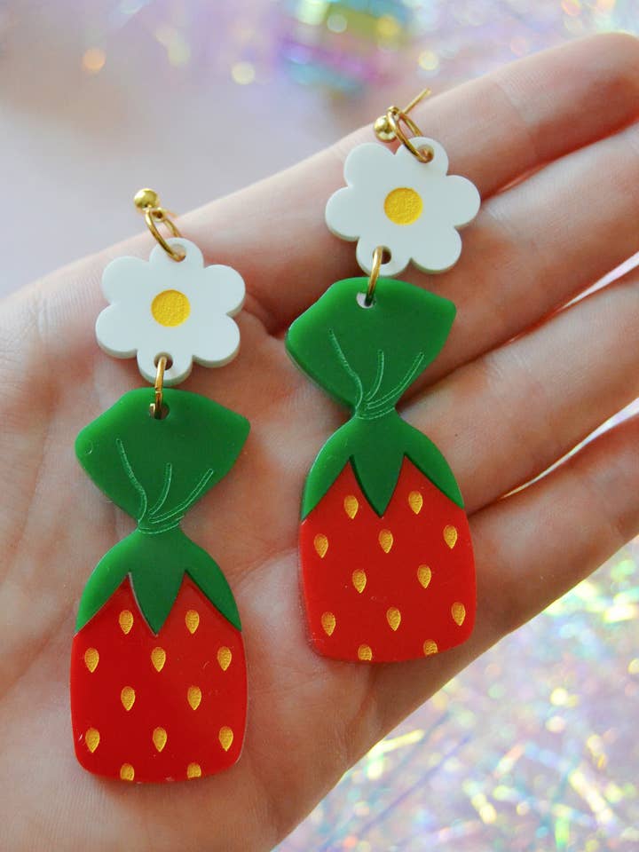 Acrylic Jordgubbsgodis Sötsak Statementörhängen för wholesale av Rebel Disco Designs