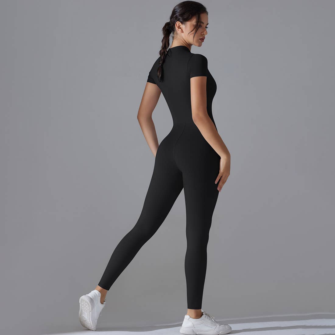 Sodalemon – wholesale Unitard – Dam – Damoverall för träning med korta ärmar och halvdragkedja, andningsbar5