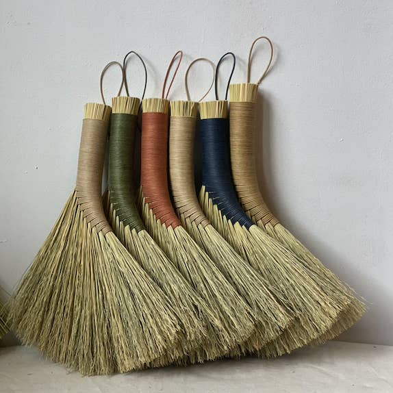 Husk Brooms - Wholesale Broom - Cotton Hand Broom2