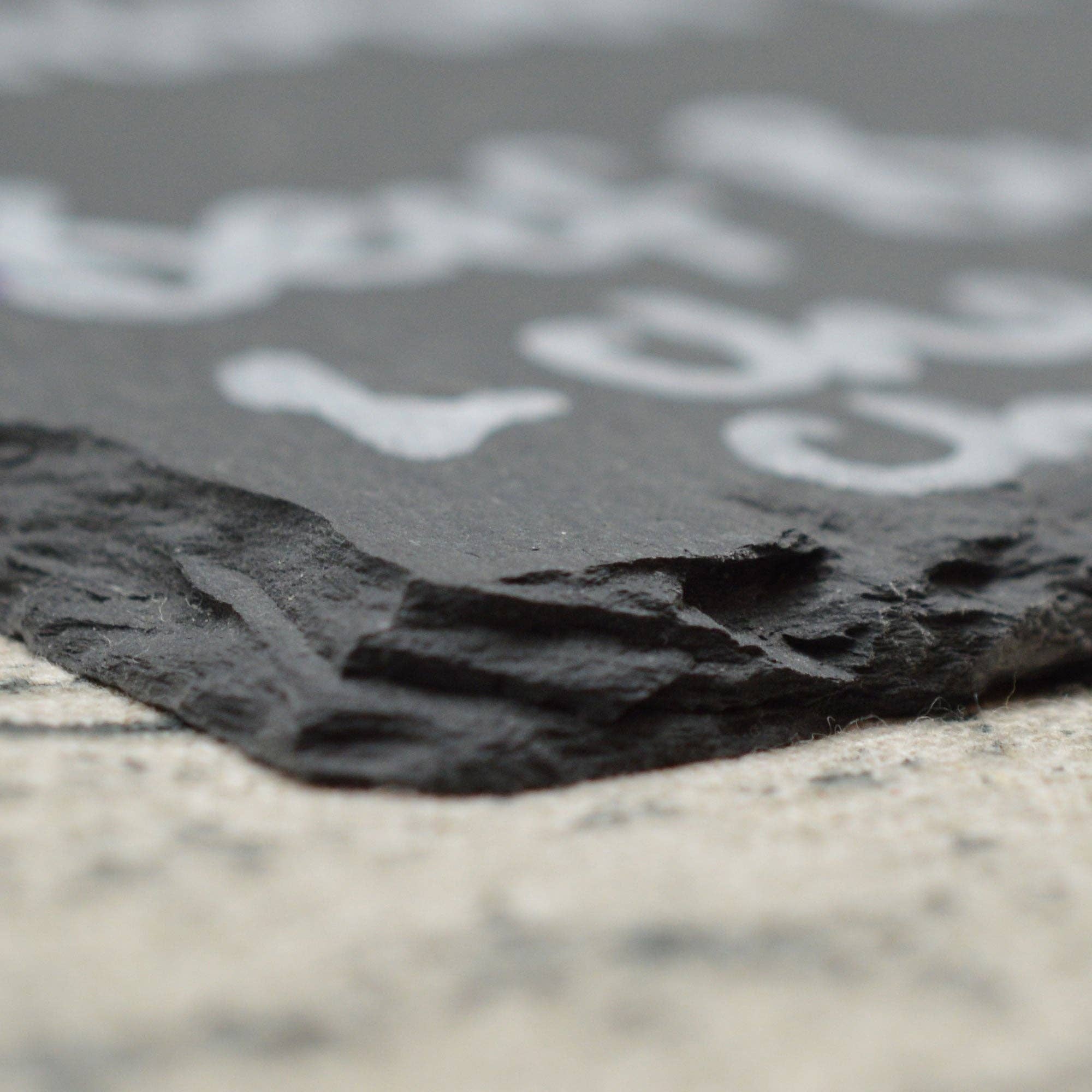 Rinkit Ltd - Vendita all'ingrosso Lavagna - Lavagna da parete sospesa Nicola Spring in ardesia per avvisi e menù3