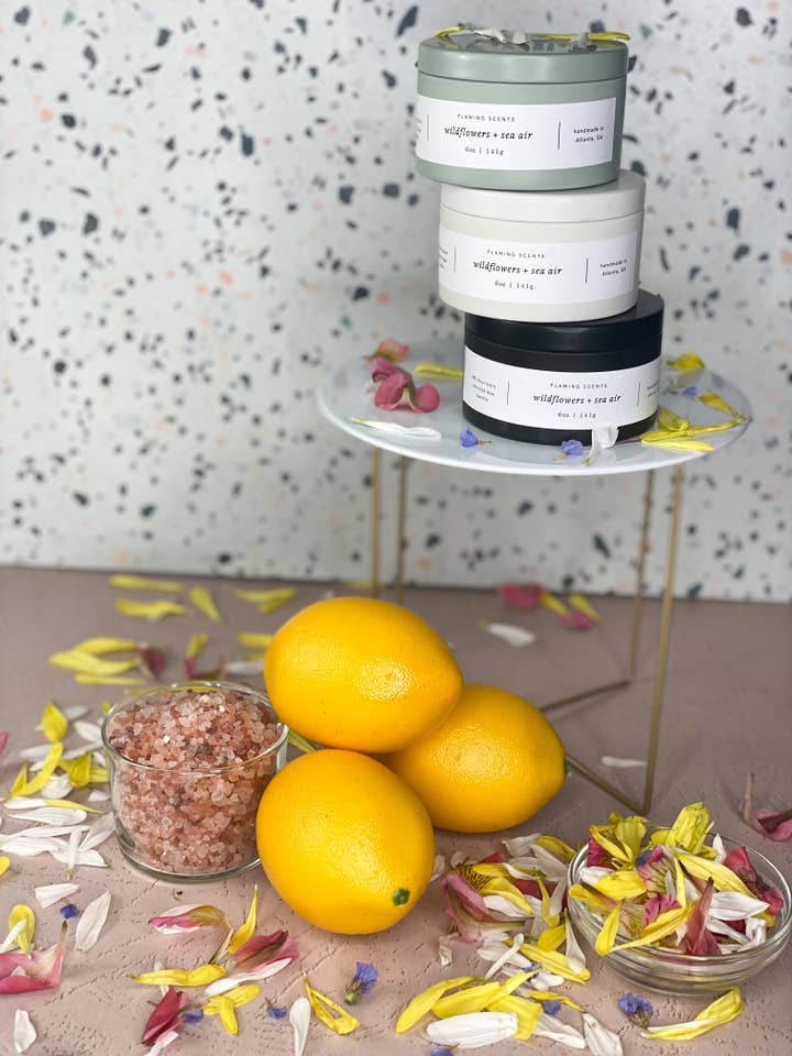 Wilde bloemen + zeelucht voor wholesale door Flaming Scents