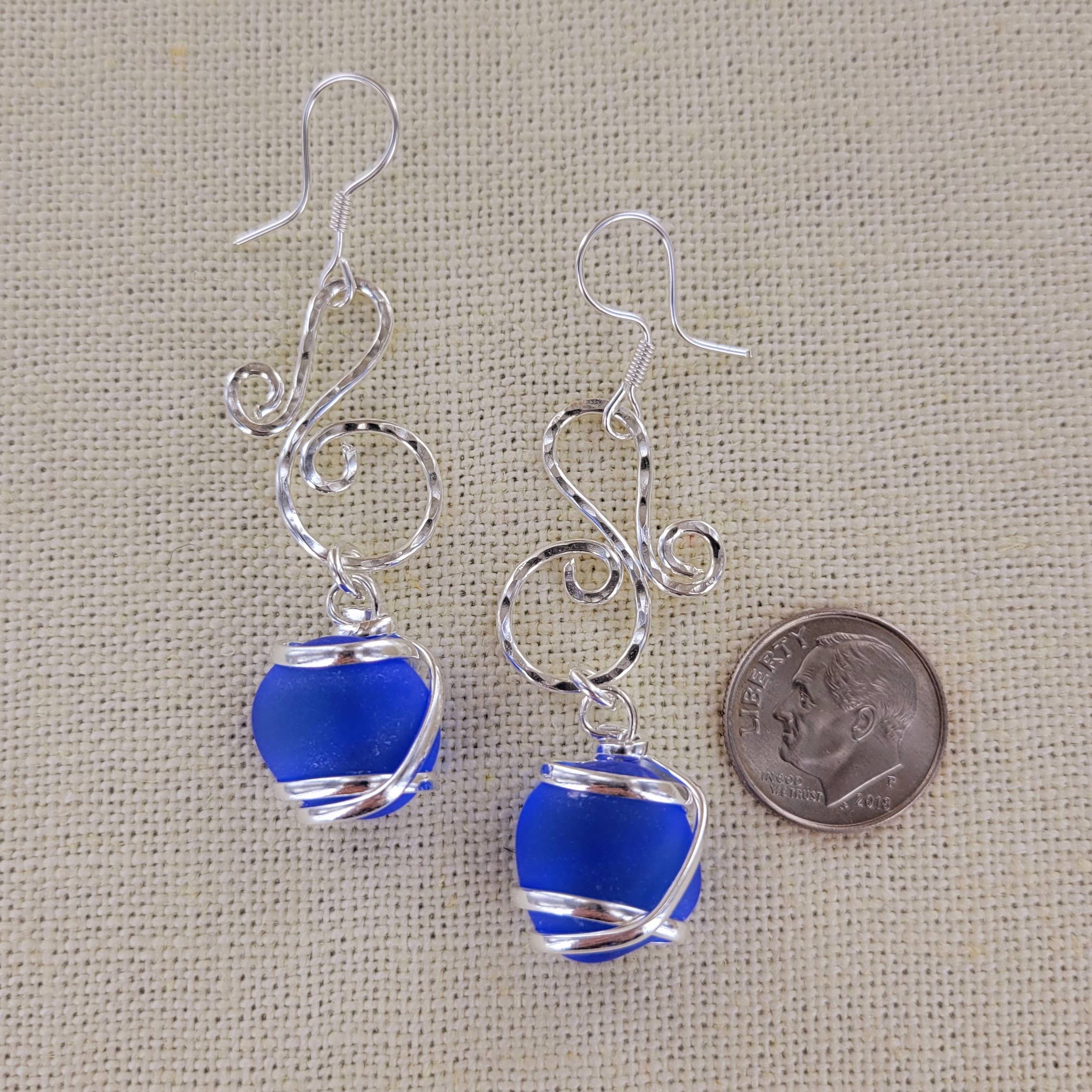 Sadie Green's Jewelry - Vendita all'ingrosso Orecchini pendenti - Orecchino in vetro marino coltivato XCAM-E179