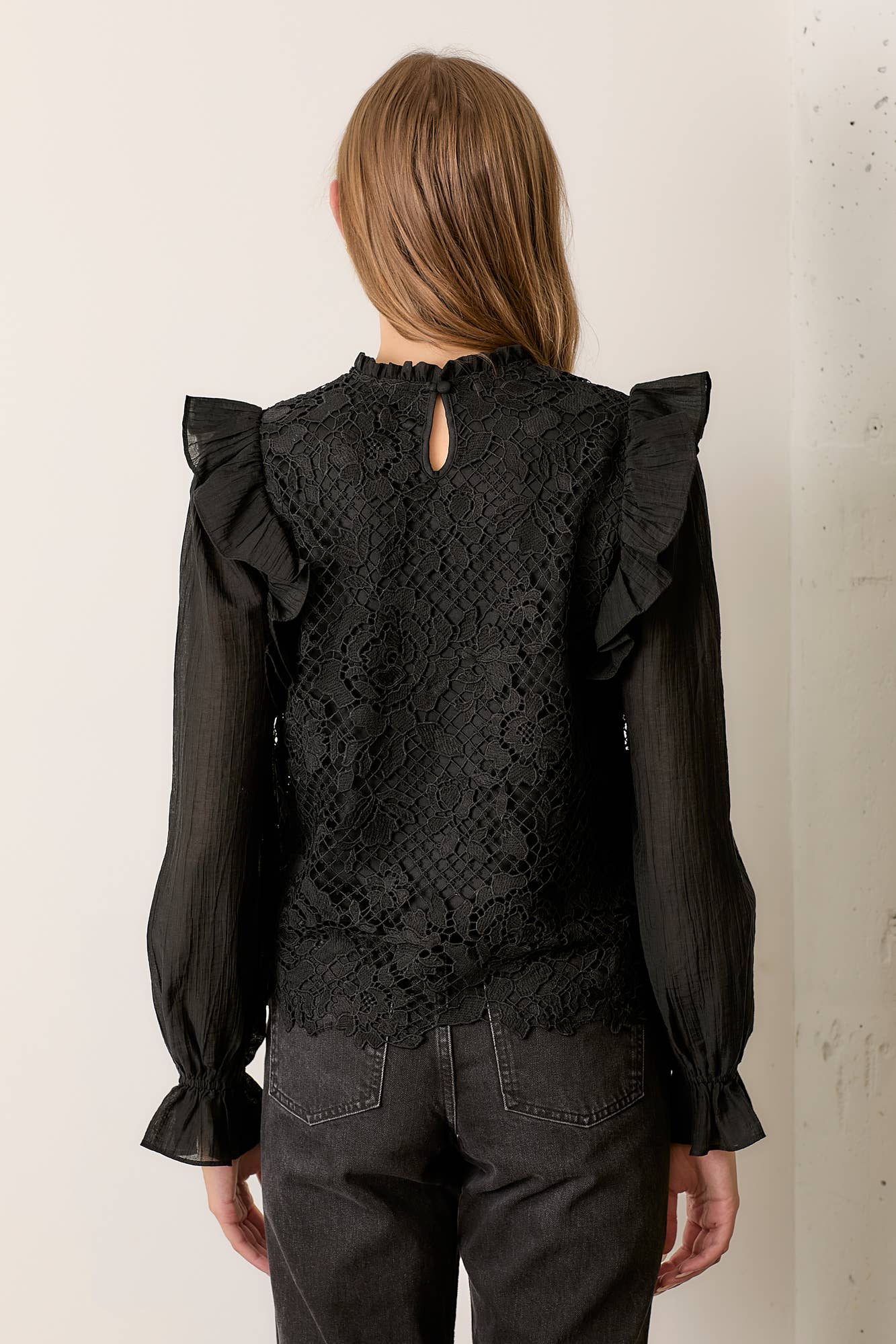 Polagram by Wellmade USA – wholesale Blouse – Women’s – TEXTURED LONG SLEEVE TOP W SHOULDER RUFFLE3