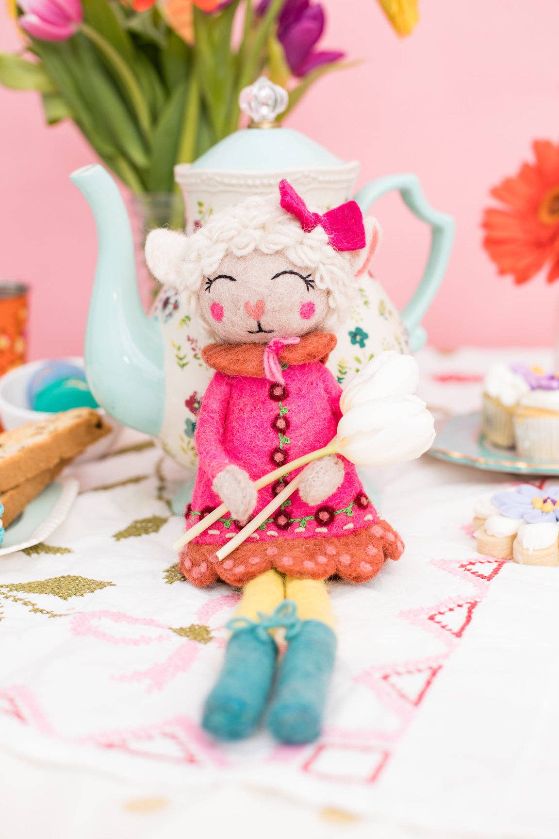 French Knot Animal Friend - Lulu the Lamb for wholesale on Faire1