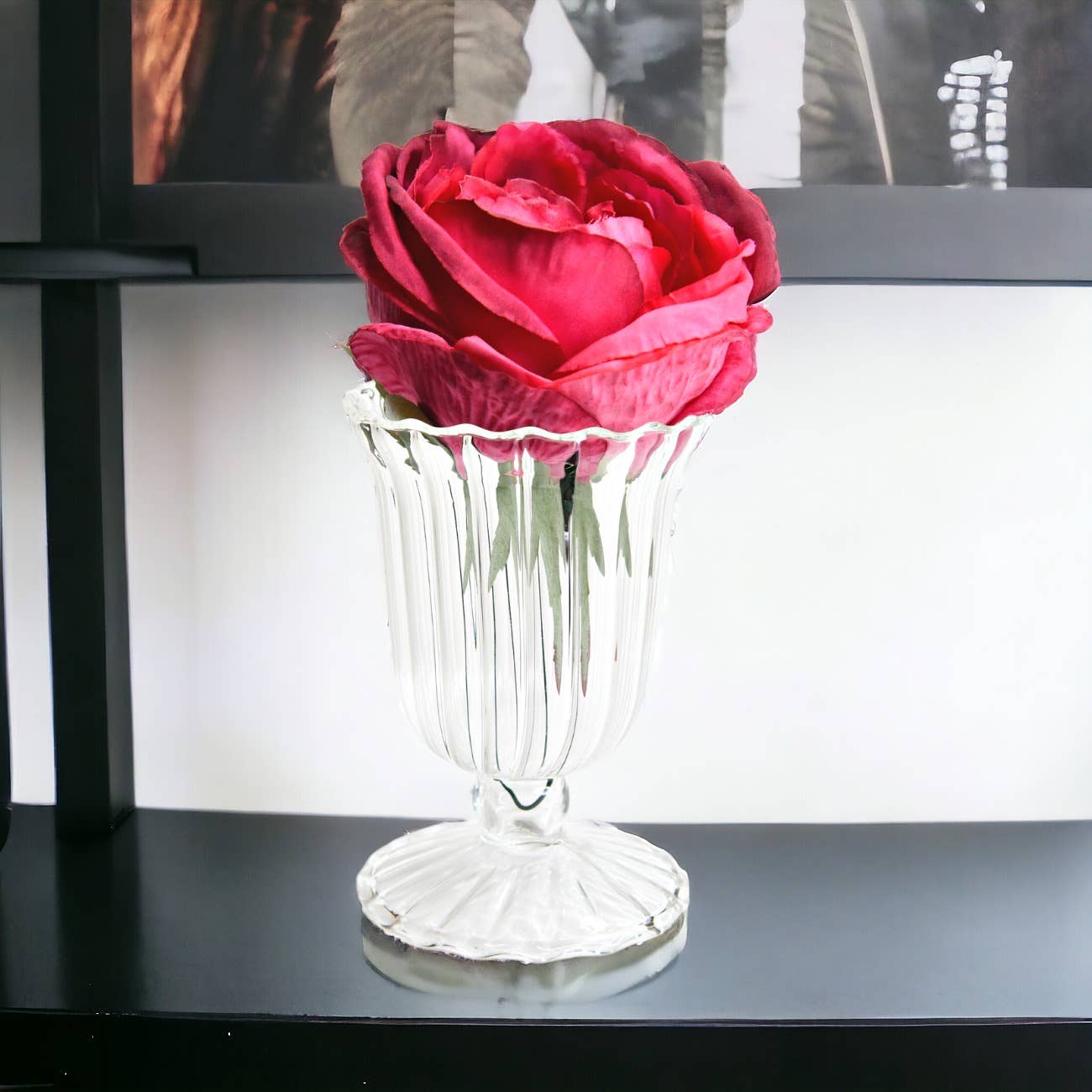 Vasesource - Vente Vases - Vase à pieds côtelés Urma (URMA5)1