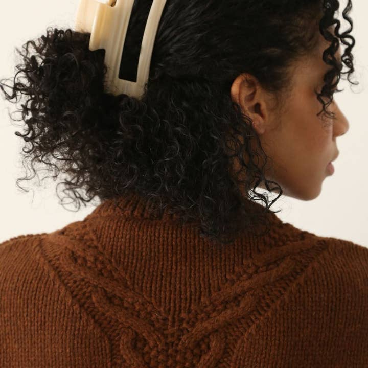 Kōv Essentials - Wholesale Hair Clip - Women's - Daily Clip in Creme