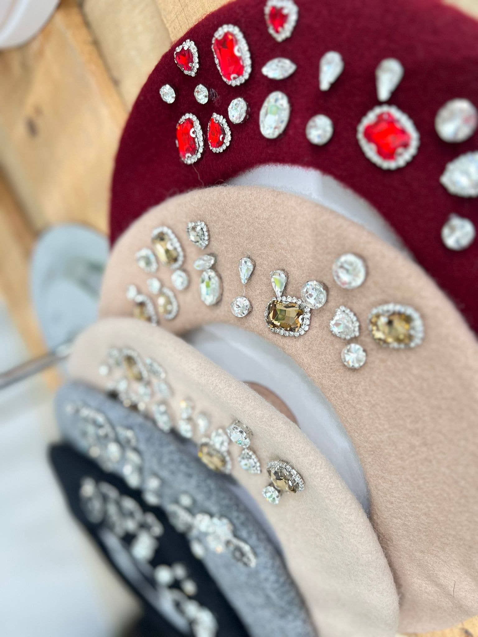 ADORA - Wholesale Beret - Women's - Cap with jewel detail2